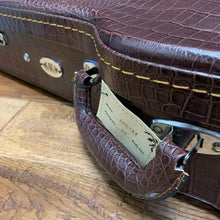 Load image into Gallery viewer, Kala Alligator Concert Arch Top Ukulele Case
